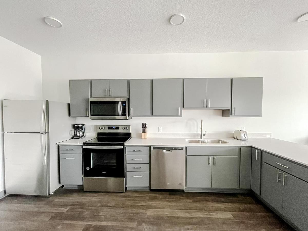 Sleepover 1Bd 1Ba Des Moines Apartments Exteriör bild
