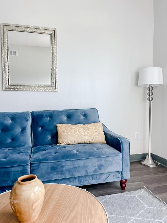 Sleepover 1Bd 1Ba Des Moines Apartments Exteriör bild