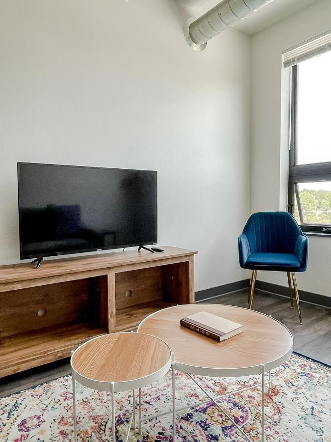 Sleepover 1Bd 1Ba Des Moines Apartments Exteriör bild