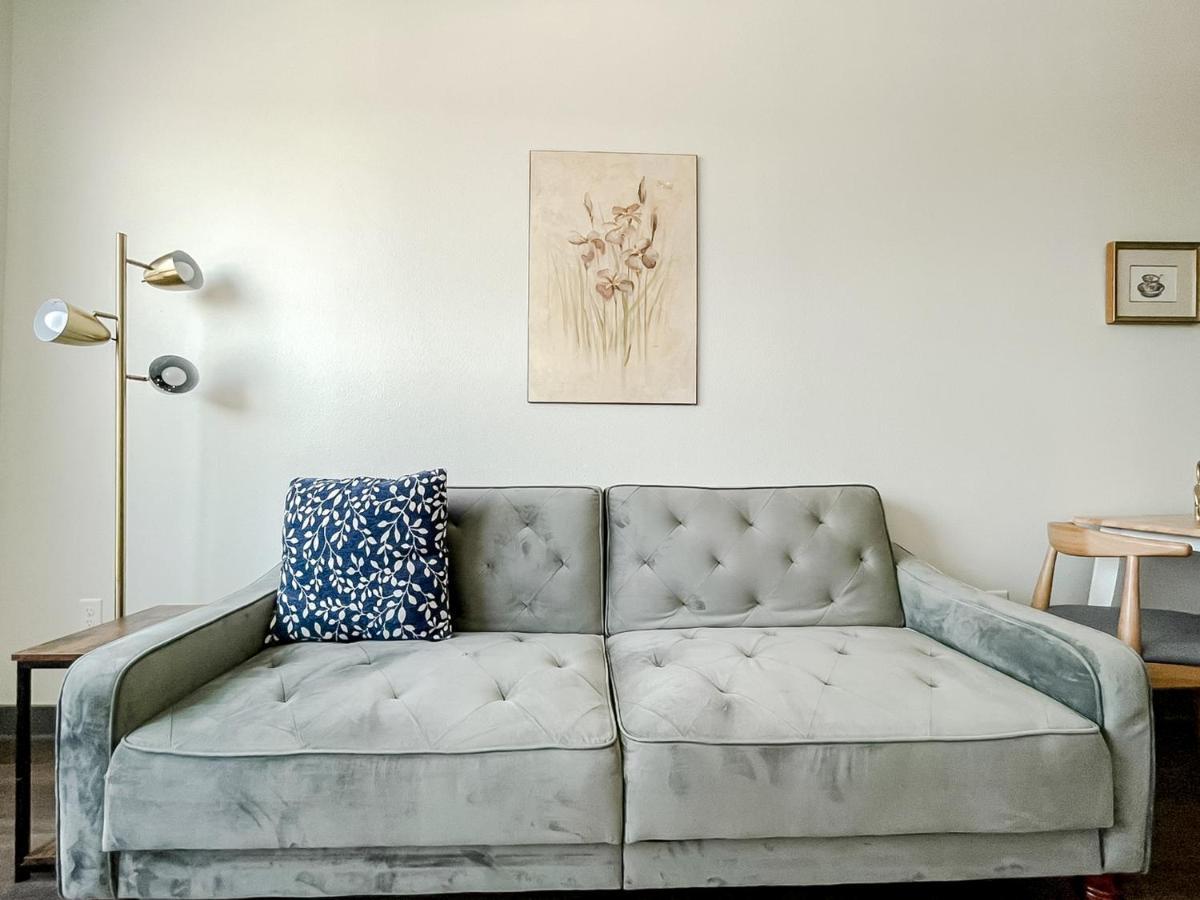 Sleepover 1Bd 1Ba Des Moines Apartments Exteriör bild