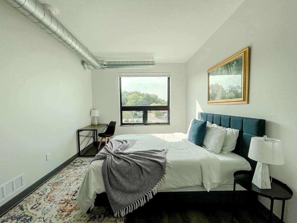 Sleepover 1Bd 1Ba Des Moines Apartments Exteriör bild