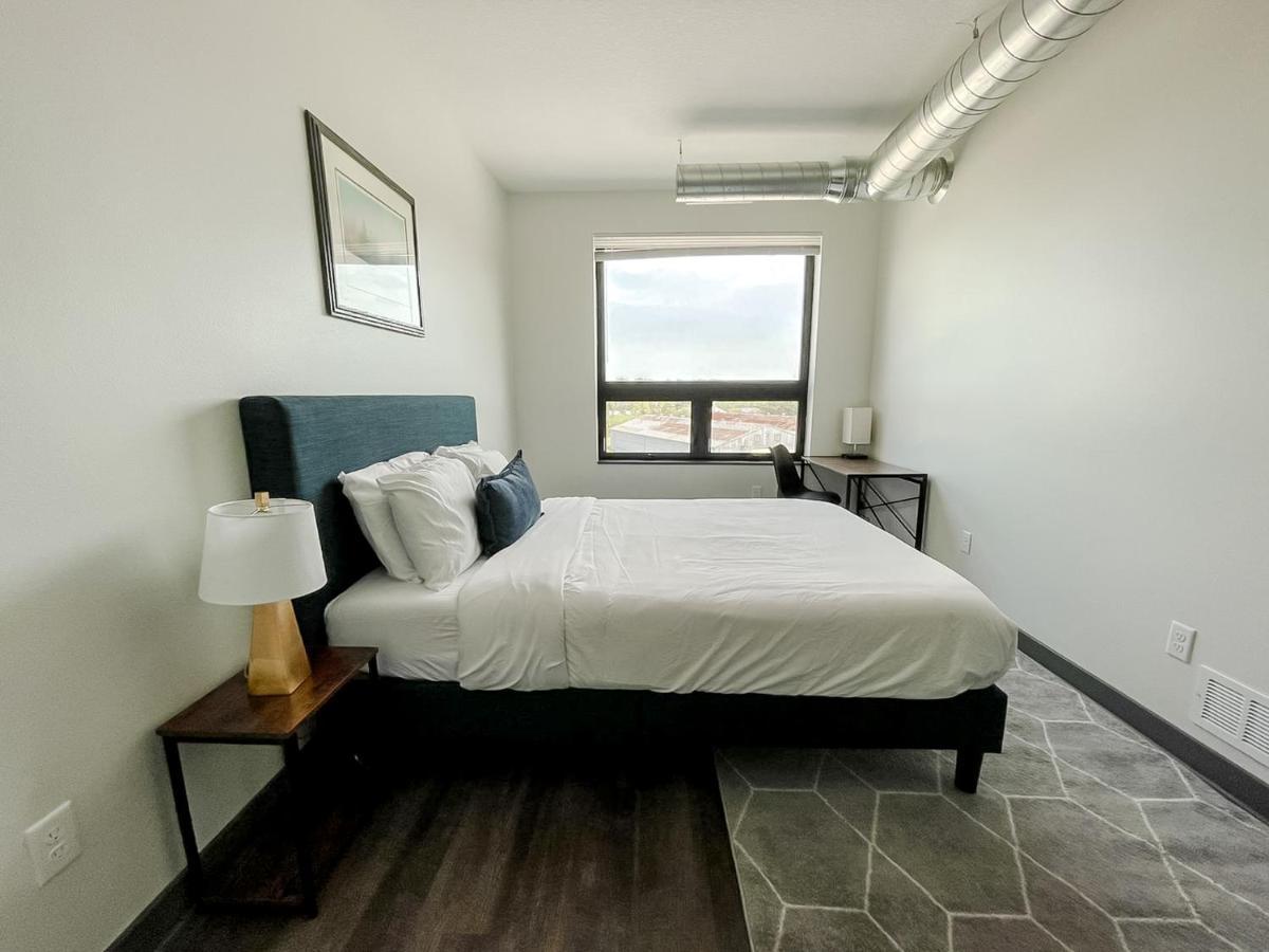 Sleepover 1Bd 1Ba Des Moines Apartments Exteriör bild