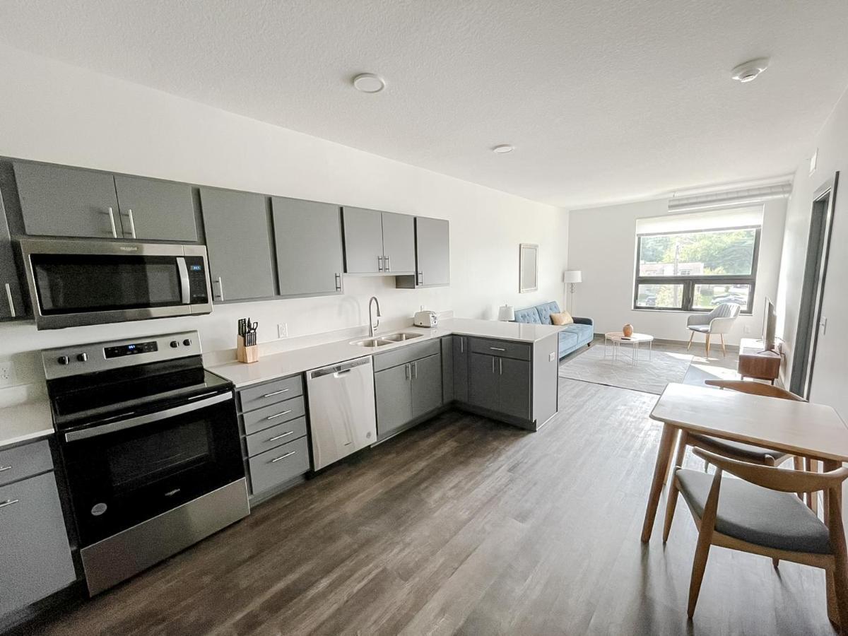 Sleepover 1Bd 1Ba Des Moines Apartments Exteriör bild