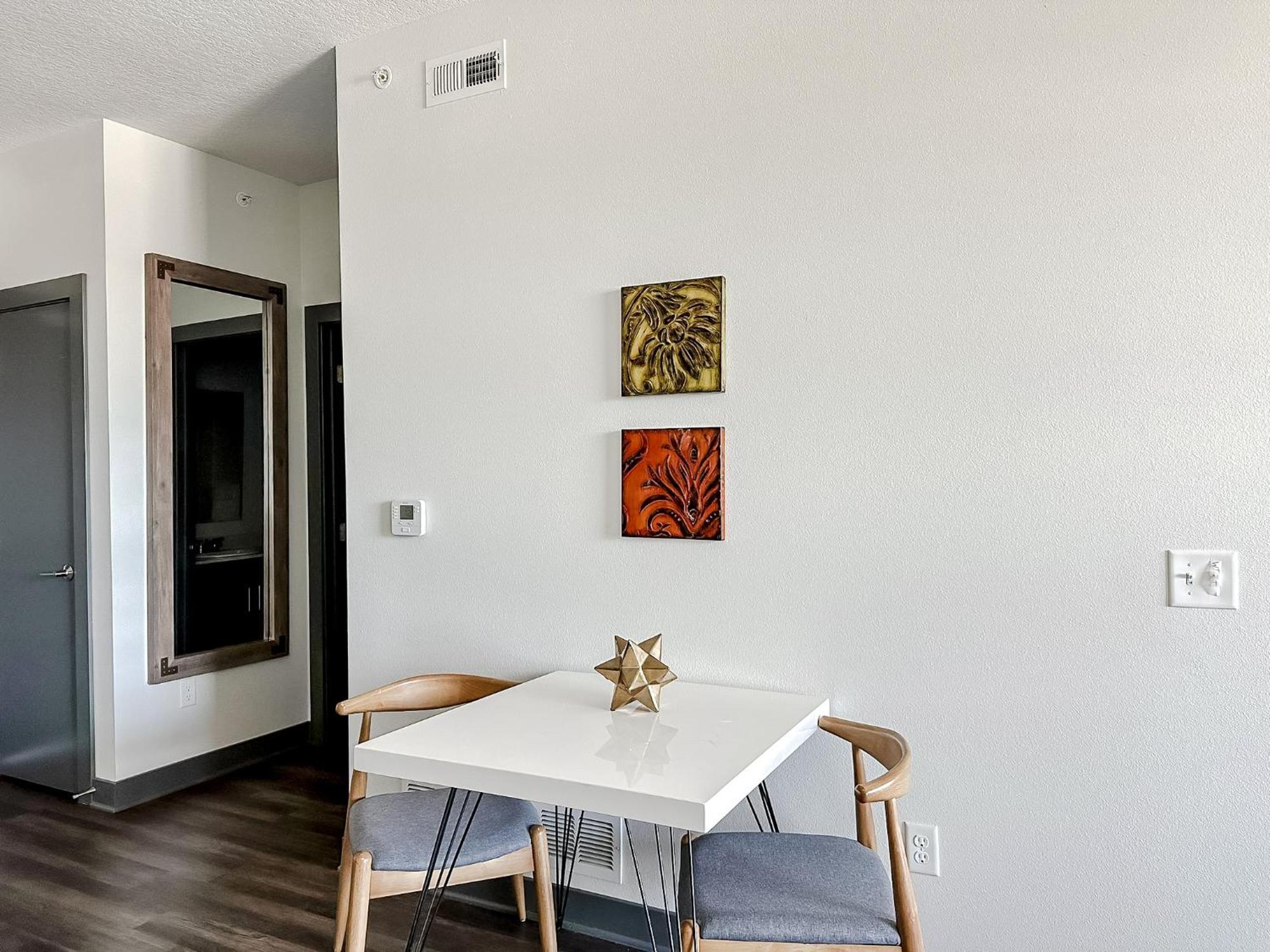 Sleepover 1Bd 1Ba Des Moines Apartments Exteriör bild