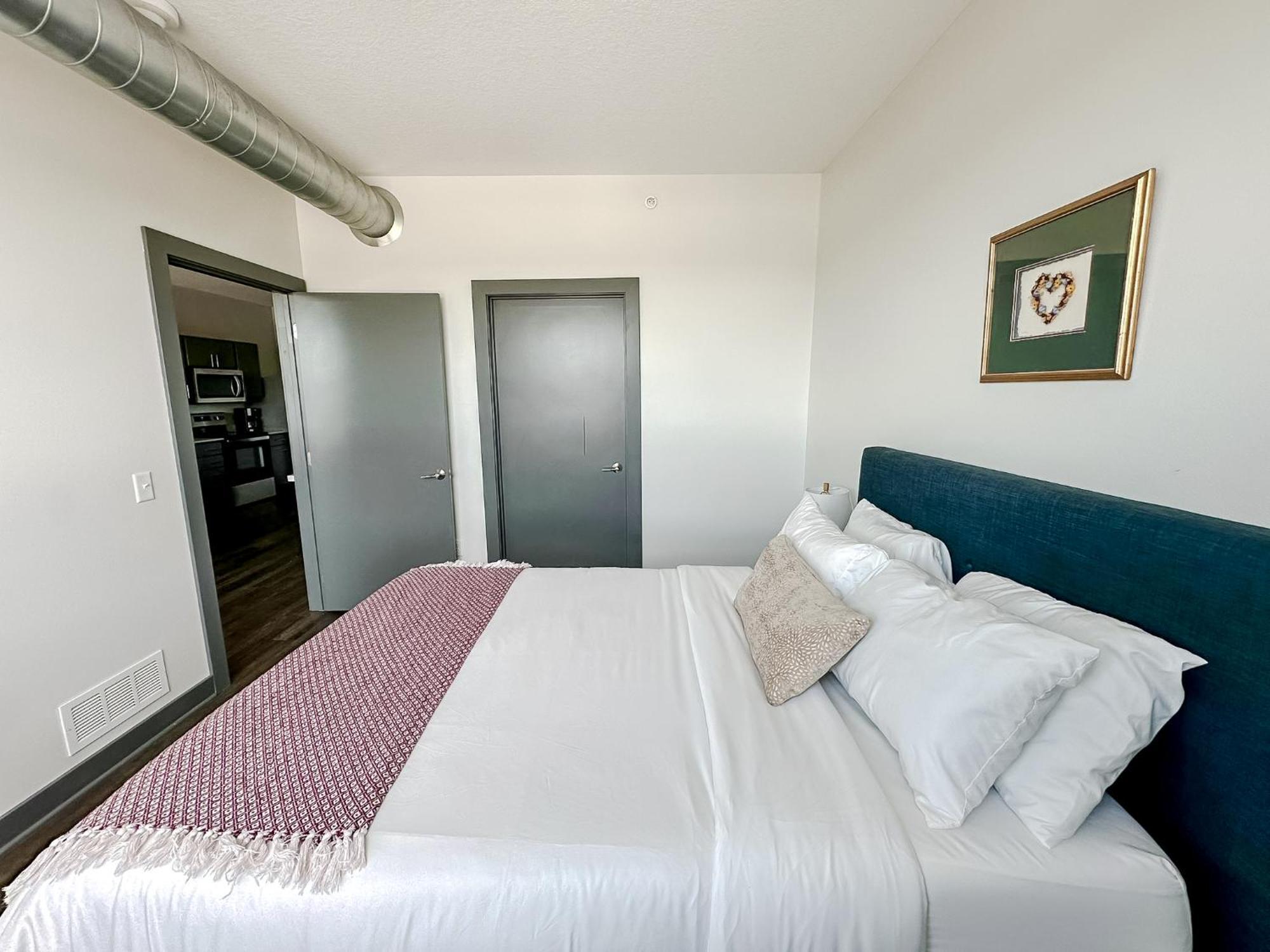 Sleepover 1Bd 1Ba Des Moines Apartments Exteriör bild