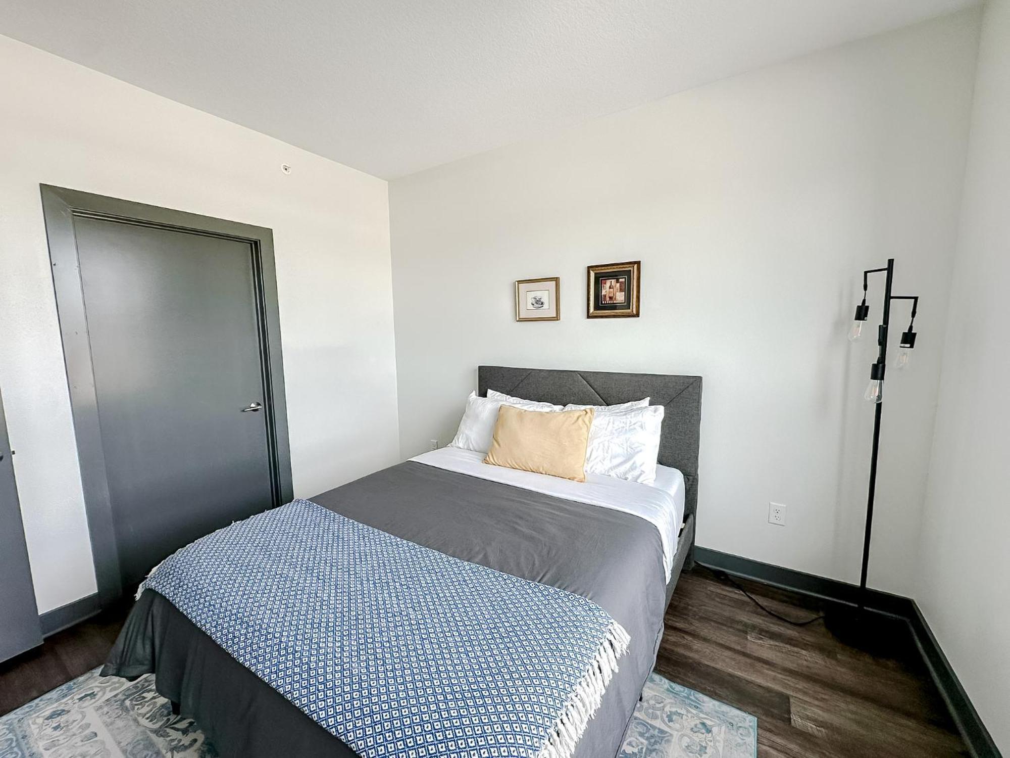 Sleepover 1Bd 1Ba Des Moines Apartments Exteriör bild