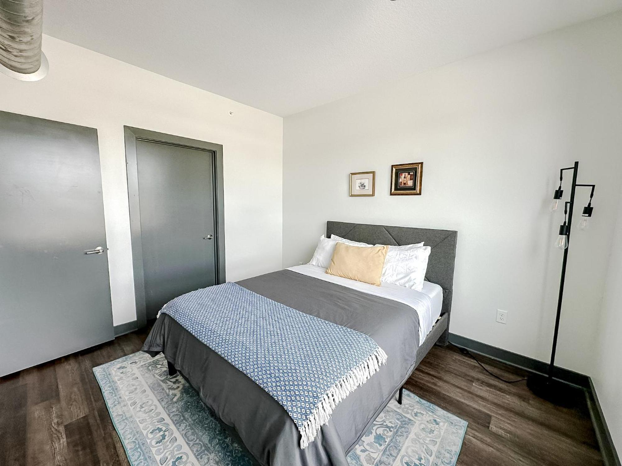 Sleepover 1Bd 1Ba Des Moines Apartments Exteriör bild